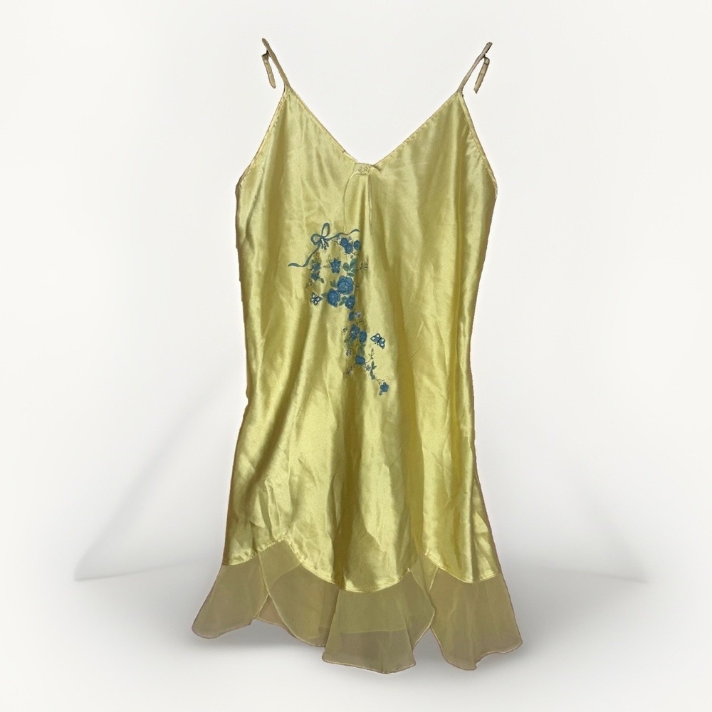Secret Treasures Yellow Satin Slip Dress Chemise M Fairy Whimsical Nightgown - Picture 2 of 7